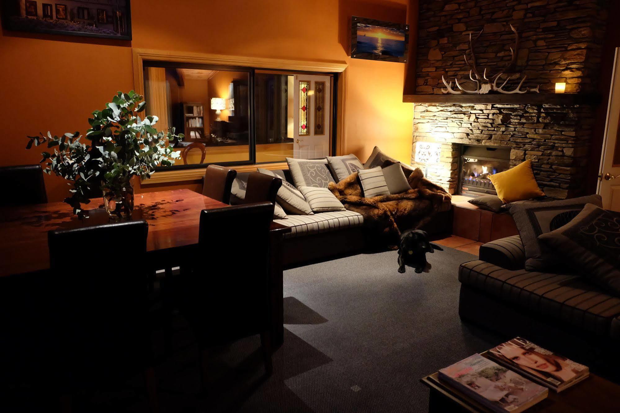 Mount Maude Country Lodge Wanaka Exterior foto